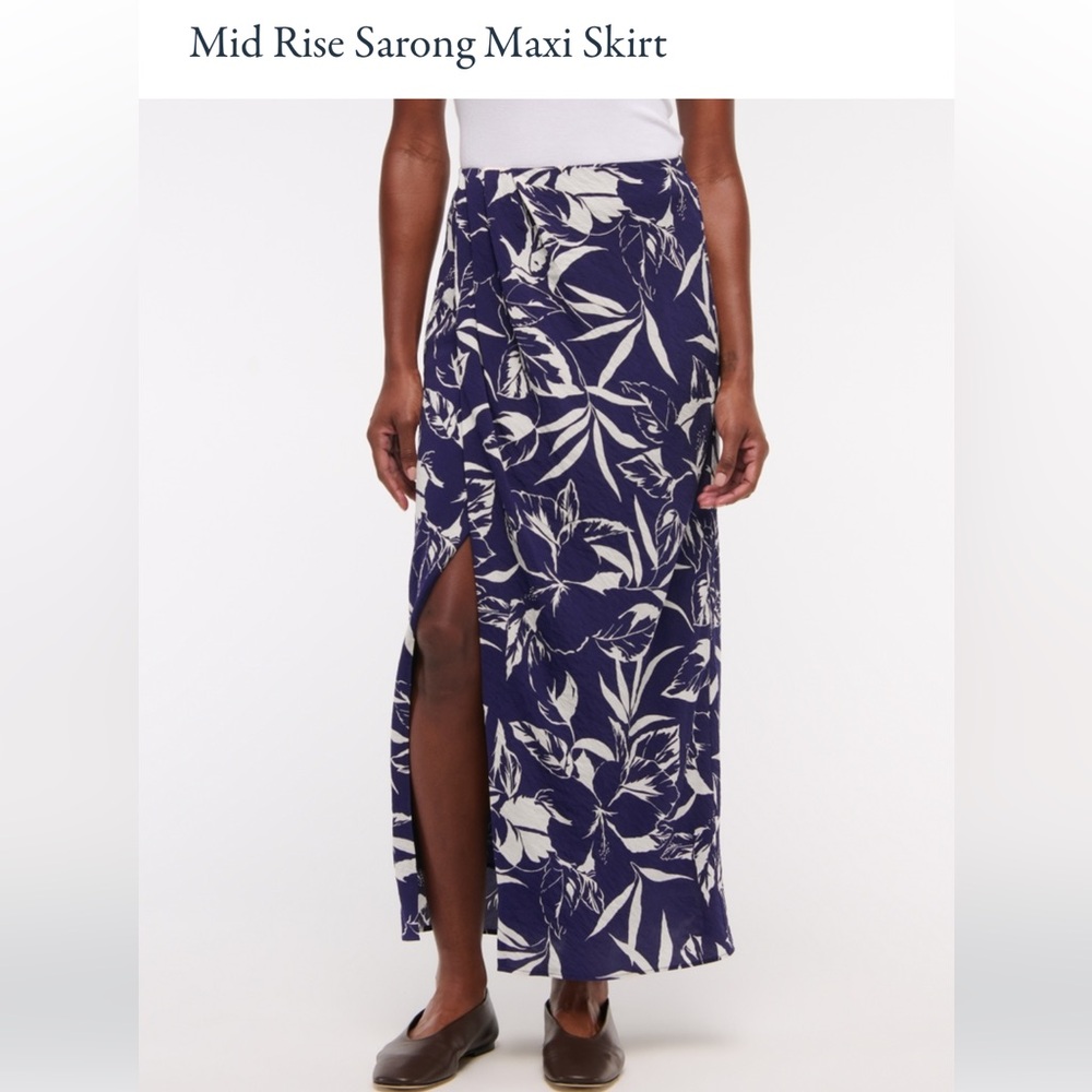 Abercrombie NWT FLORAL SKIRT